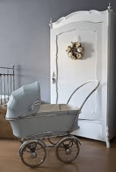 z5ekf0j7 1747254312 Baby Antique Carriage - Large